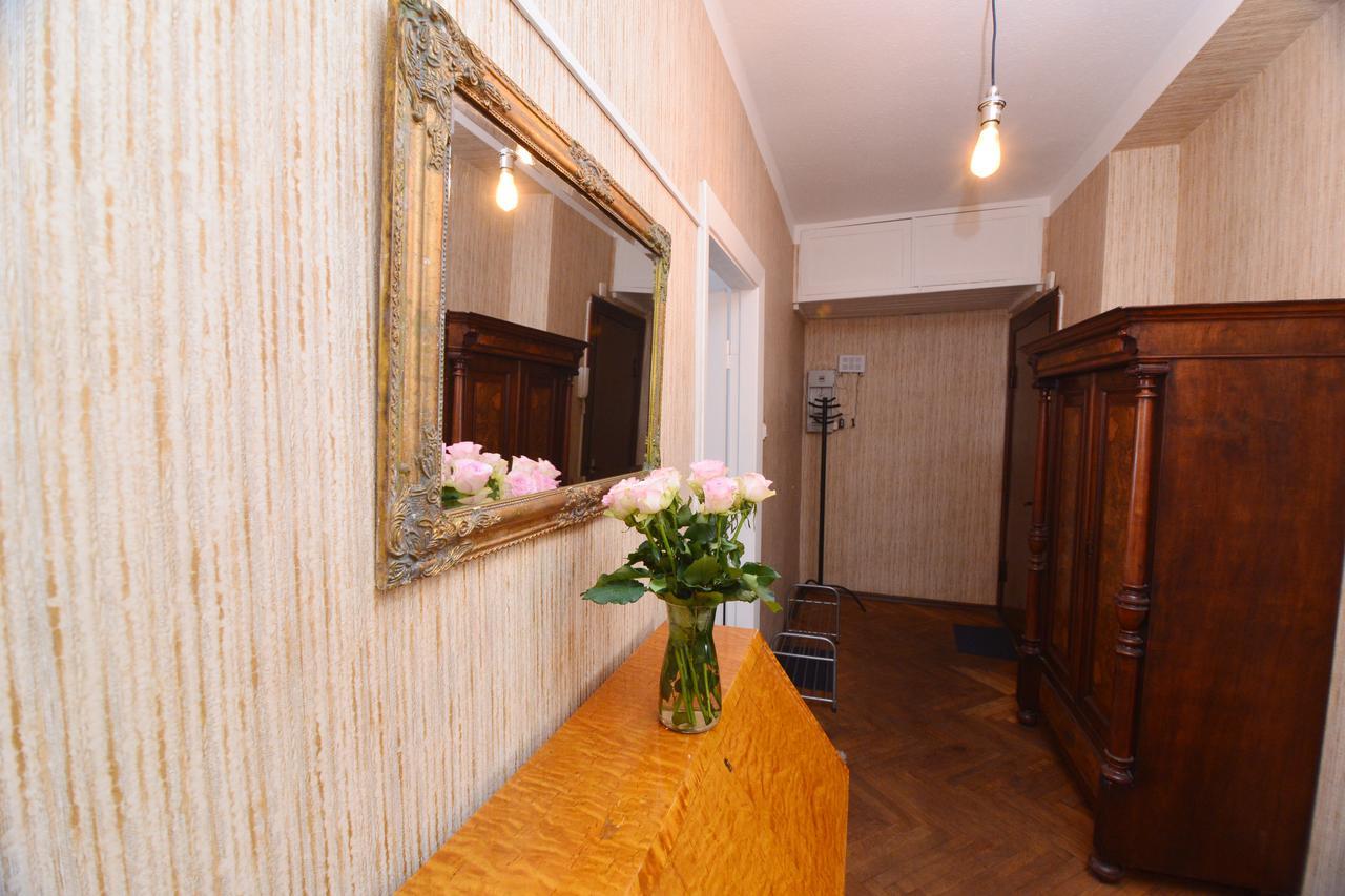 Appartamento Beatrises Apartamenti Riga Esterno foto