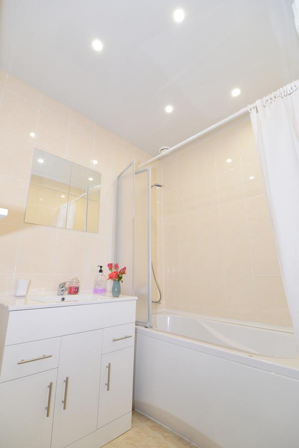 Appartamento Beatrises Apartamenti Riga Esterno foto
